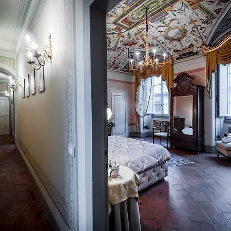 Palazzo Petrella Apartment