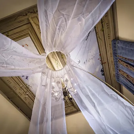 Palazzo Petrella Apartment Cortona